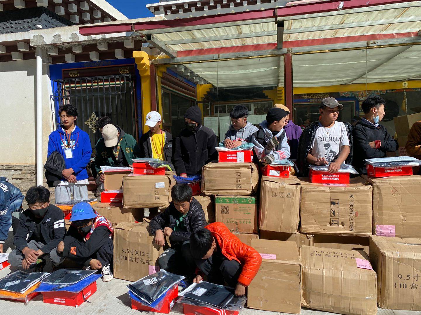 开云网页版-开云中国公益回顾丨家国同欢月同圆 温暖满载甘孜州(图7)